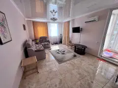 Фото гостя 5 — Квартира двухкомнатная на улице Крылова, 65 м², Анапа