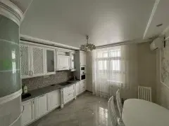 Фото гостя 5 — Квартира трёхкомнатная на улице им. Герои Сарабеева В.И., 70 м², Краснодар