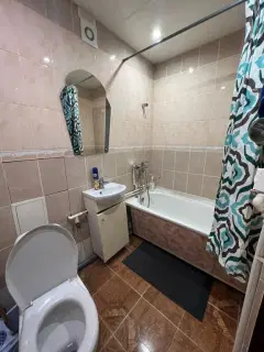 Фото гостя 4 — Квартира двухкомнатная на улице Мулланура Вахитова, 45 м², Бугульма