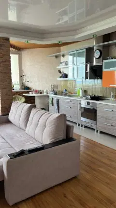 Фото гостя 2 — Квартира трёхкомнатная на проспекте Пионерском, 72 м², Анапа