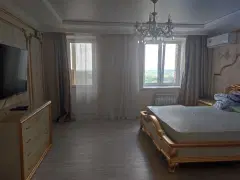 Фото гостя 2 — Квартира двухкомнатная на улице Нахимова, 80 м², Смоленск