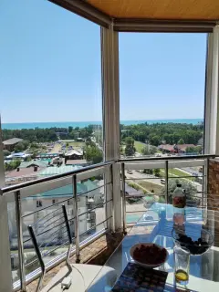 Фото гостя 1 — Квартира трёхкомнатная на проспекте Пионерском, 72 м², Анапа