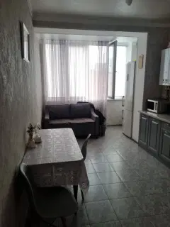 Фото гостя 1 — Квартира однокомнатная на улице Весенней, 46 м², Владикавказ
