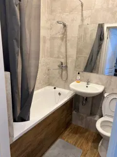 Фото гостя 1 — Квартира однокомнатная у Уральской, в Железнодорожном, 40 м², Екатеринбург