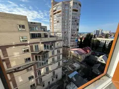 Фото гостя 2 — Квартира трёхкомнатная на улице Демократической, 95 м², Адлер