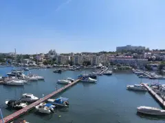 Фото гостя 1 — Апартаменты двухкомнатные в Гагаринском, 70 м², Севастополь