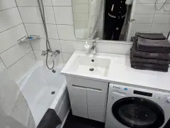 Фото гостя 2 — Апартаменты двухкомнатные на улице Привокзальной, 57 м², Мурманск