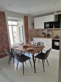 Фото гостя 3 — Квартира трёхкомнатная у Маяковской, в Центральном, 80 м², Санкт-Петербург