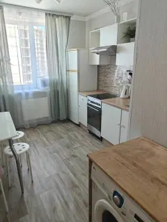 Фото гостя 6 — Квартира двухкомнатная на улице Школьной, 55 м², Бугры
