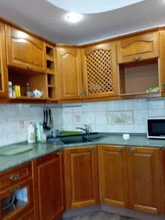Фото гостя 1 — Квартира трёхкомнатная в переулке Школьном, 76 м², Выборг