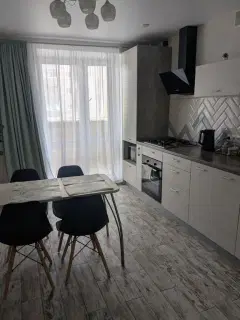 Фото гостя 1 — Квартира однокомнатная на проспекте Строителее, 45 м², Смоленск