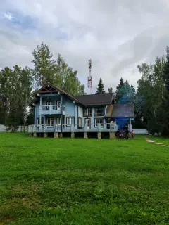 Фото гостя 1 — Коттедж 10-местный в деревни Миронцево, 230 м², Солнечногорск