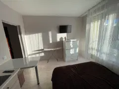Фото гостя 2 — Студия однокомнатная у Берёзовой рощи, в Октябрьском, 20 м², Новосибирск