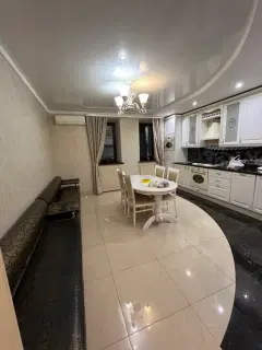 Фото гостя 3 — Квартира двухкомнатная у метро Кремлёвская, 90 м², Казань
