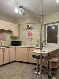 Фото гостя 5 — Квартира однокомнатная на улице Богдана Хмельницкого, 65 м², Симферополь