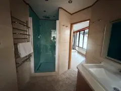 Фото гостя 6 — Квартира трёхкомнатная на улице Ленина, 120 м², Светлогорск