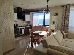 Фото гостя 2 — Квартира однокомнатная на улице Ленинградской, 51 м², Мурманск