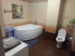 Фото гостя 2 — Квартира двухкомнатная у Спортивной, в Октябрьском, 58 м², Самара