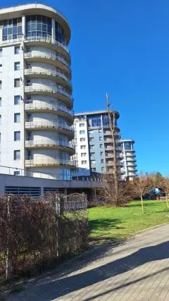 Фото гостя 2 — Квартира двухкомнатная в Московском, 71 м², Калининград