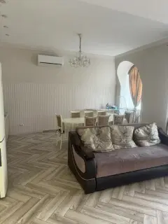 Фото гостя 1 — Квартира 4-комн на улице Титова, 120 м², Ессентуки