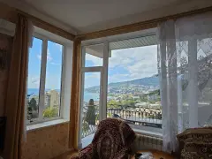 Фото гостя 1 — Квартира двухкомнатная на улице Нагорной, 56 м², Ялта