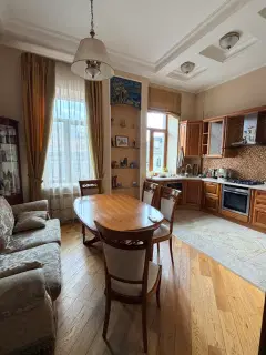 Фото гостя 1 — Квартира двухкомнатная у Владимирской, в Центральном, 72 м², Санкт-Петербург