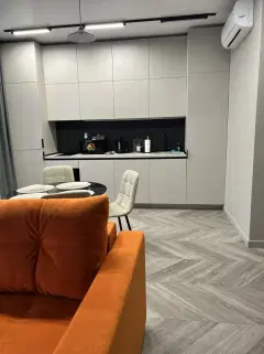 Фото гостя 1 — Студия однокомнатная у Берёзовой рощи, в Дзержинском, 40 м², Новосибирск