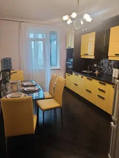 Фото гостя 2 — Квартира двухкомнатная у Российской, в Октябрьском, 70 м², Самара