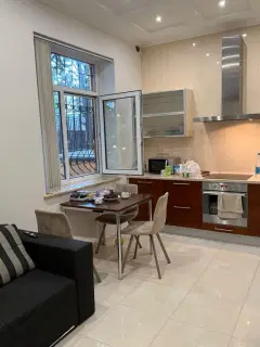 Фото гостя 1 — Квартира двухкомнатная на улице Боткинской, 55 м², Ялта