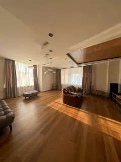 Фото гостя 3 — Квартира однокомнатная на улице Вокзальной, 90 м², Выборг