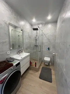 Фото гостя 7 — Квартира однокомнатная на улице Молодогвардейцеве, 40 м², Тюмень