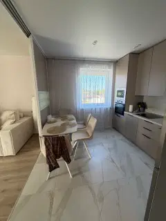 Фото гостя 1 — Квартира двухкомнатная на улице Приморской, 58 м², Калининград