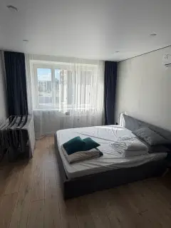 Фото гостя 1 — Квартира однокомнатная на улице Монтажникове, 40 м², Тюмень
