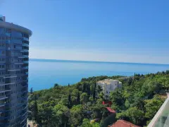 Фото гостя 2 — Апартаменты двухкомнатные на проезде Парковом, 70 м², Ялта
